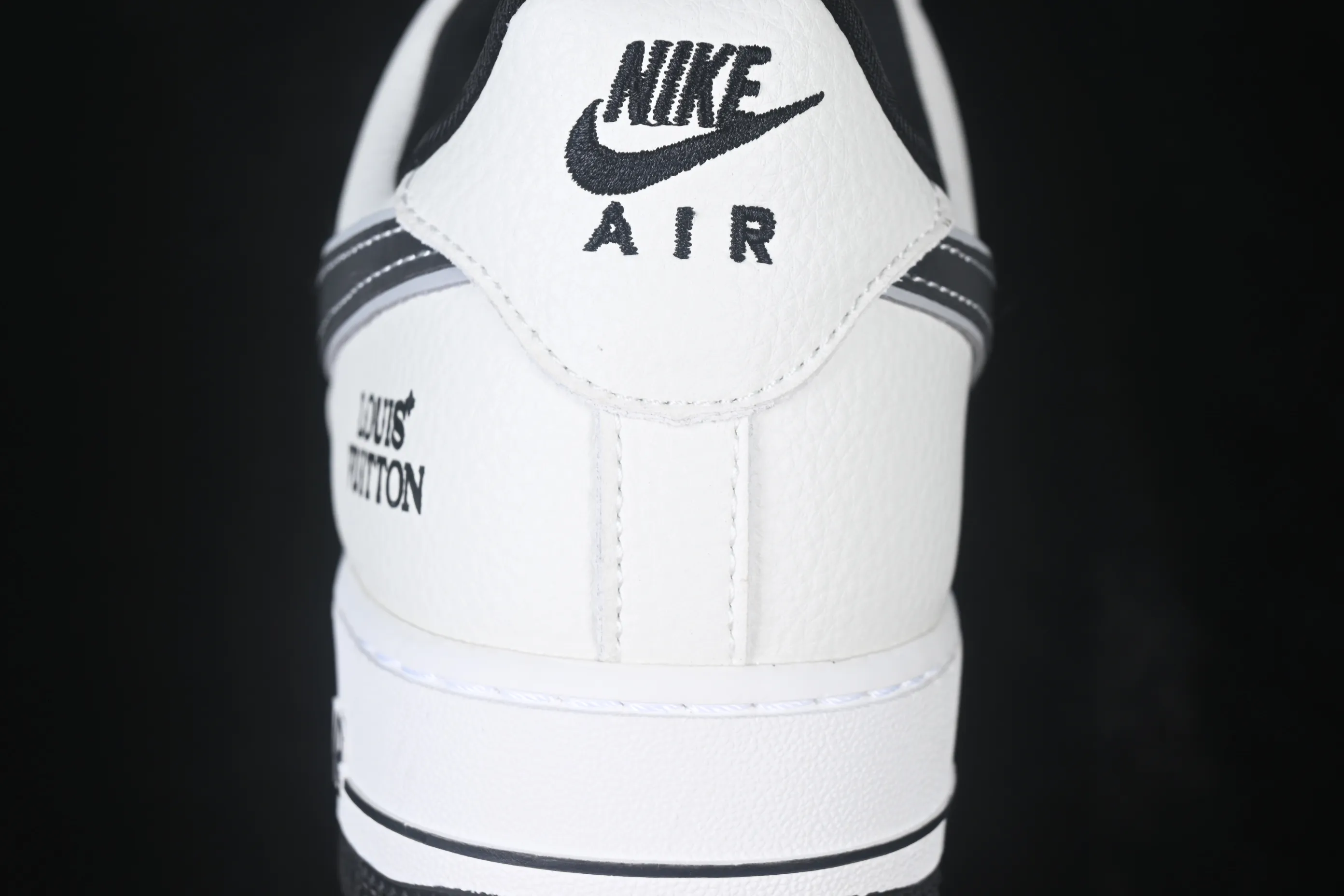 All categories Nk Air Force 1 Air Force series Nk Air Force 1 Low Air Force low-top Nike Air Force 1'07 Low joint model Air Force 1 low-top casual sneakers WY0655-117
